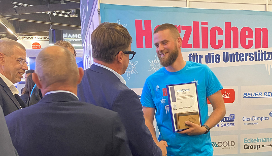 Für den bundesweiten Wettbewerb der Kälteanlagenbauer werden jedes Jahr aus allen Bundesländern diejenigen eingeladen, die ihre Gesellenprüfung als Landesbeste abgeschlossen haben. Unsere Geselle, Julius Heidenreich, war dabei!